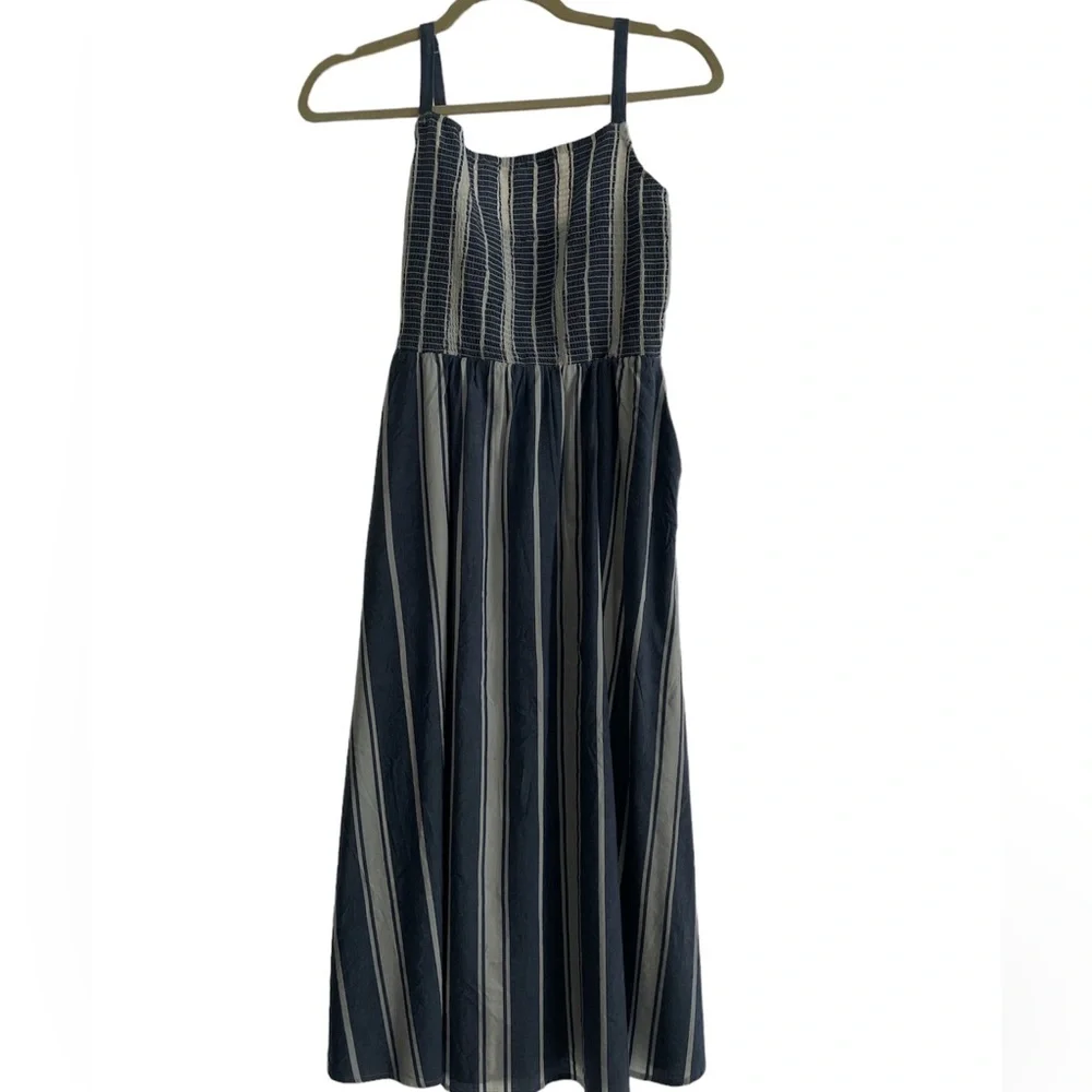 ❗️SOLD ❗️White and Blue Stripe Cami Small Old Navy Dress (*P) - Picture 3 of 8